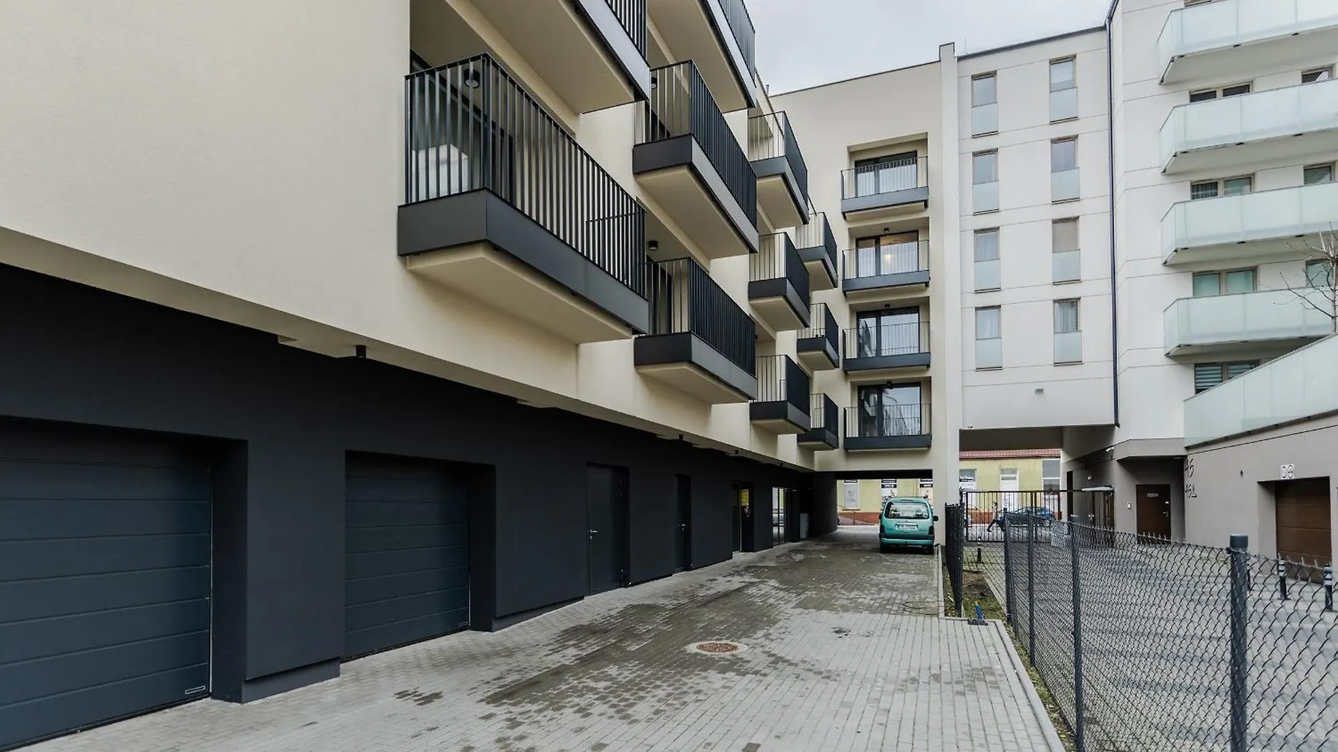 Appartamento Stylowe Studio Very Berry W Poznaniu Z Parkingiem I Balkonem By Noclegi Renters